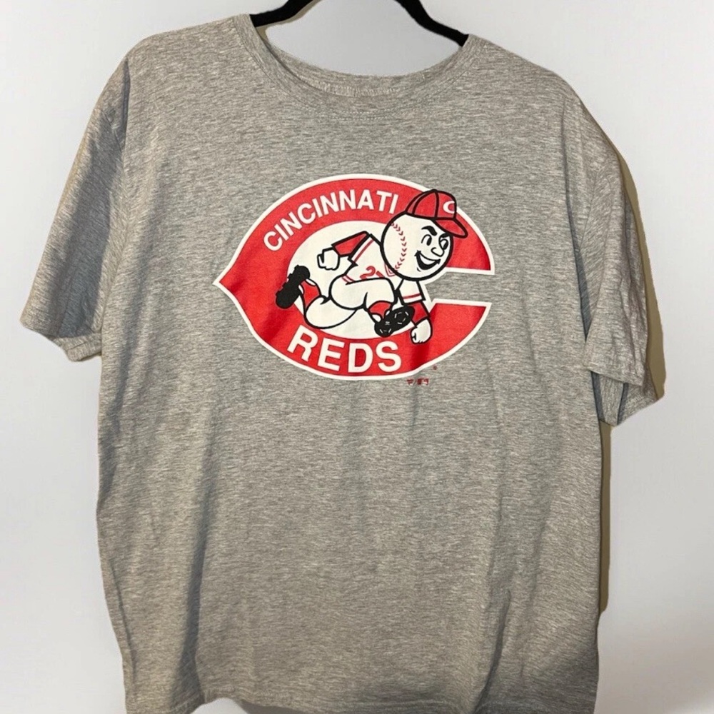 Cincinnati Reds Gray T-Shirt Fanatics XL